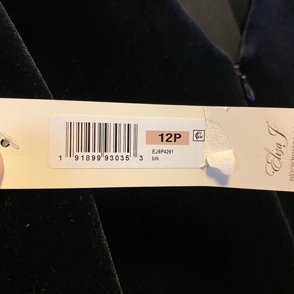 Eliza J 12p Trumpet Gown - Picture 4 of 5